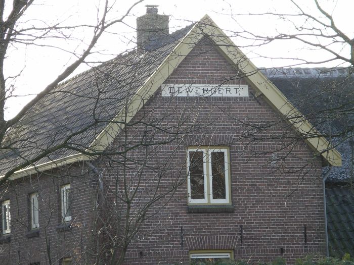 Boerderijvoorkant.JPG